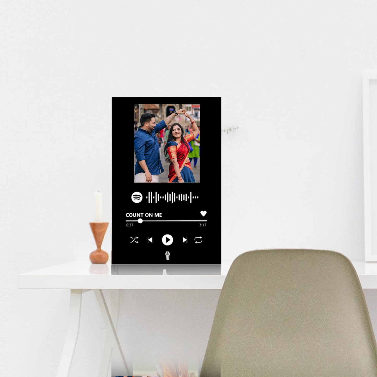 Table top Acrylic photos with Spotify QR